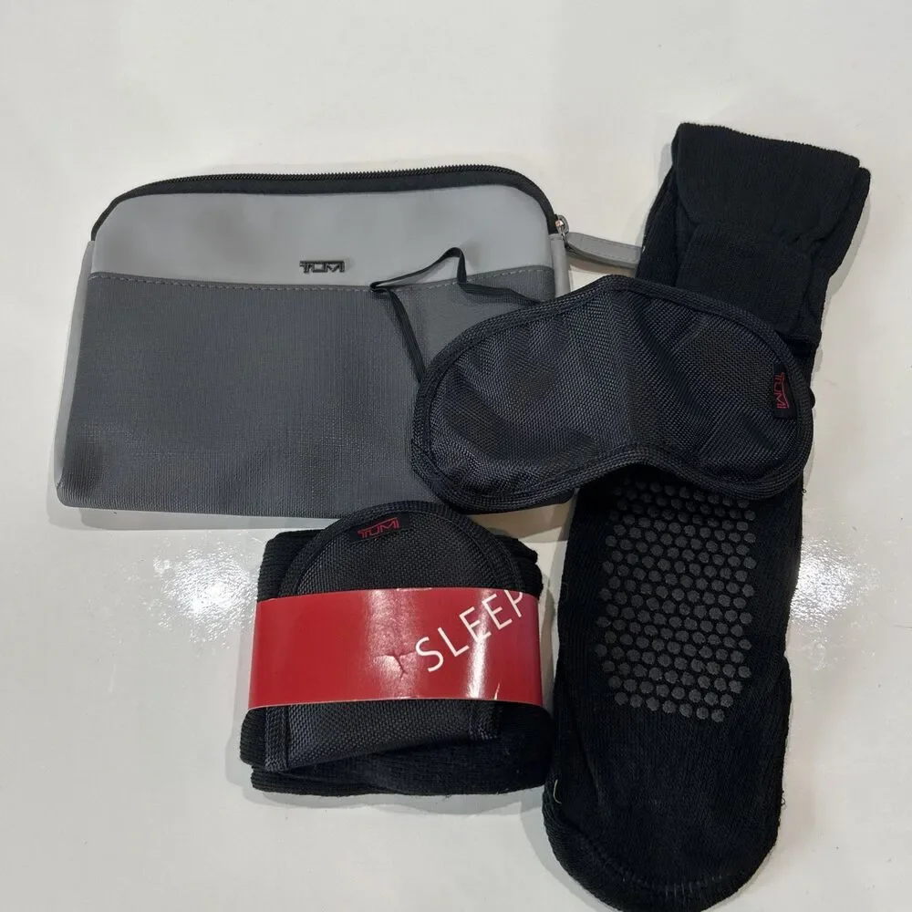 Tumi For Delta Small Gray Amenity Kit Travel Toiletry Bag Socks Eye Masks